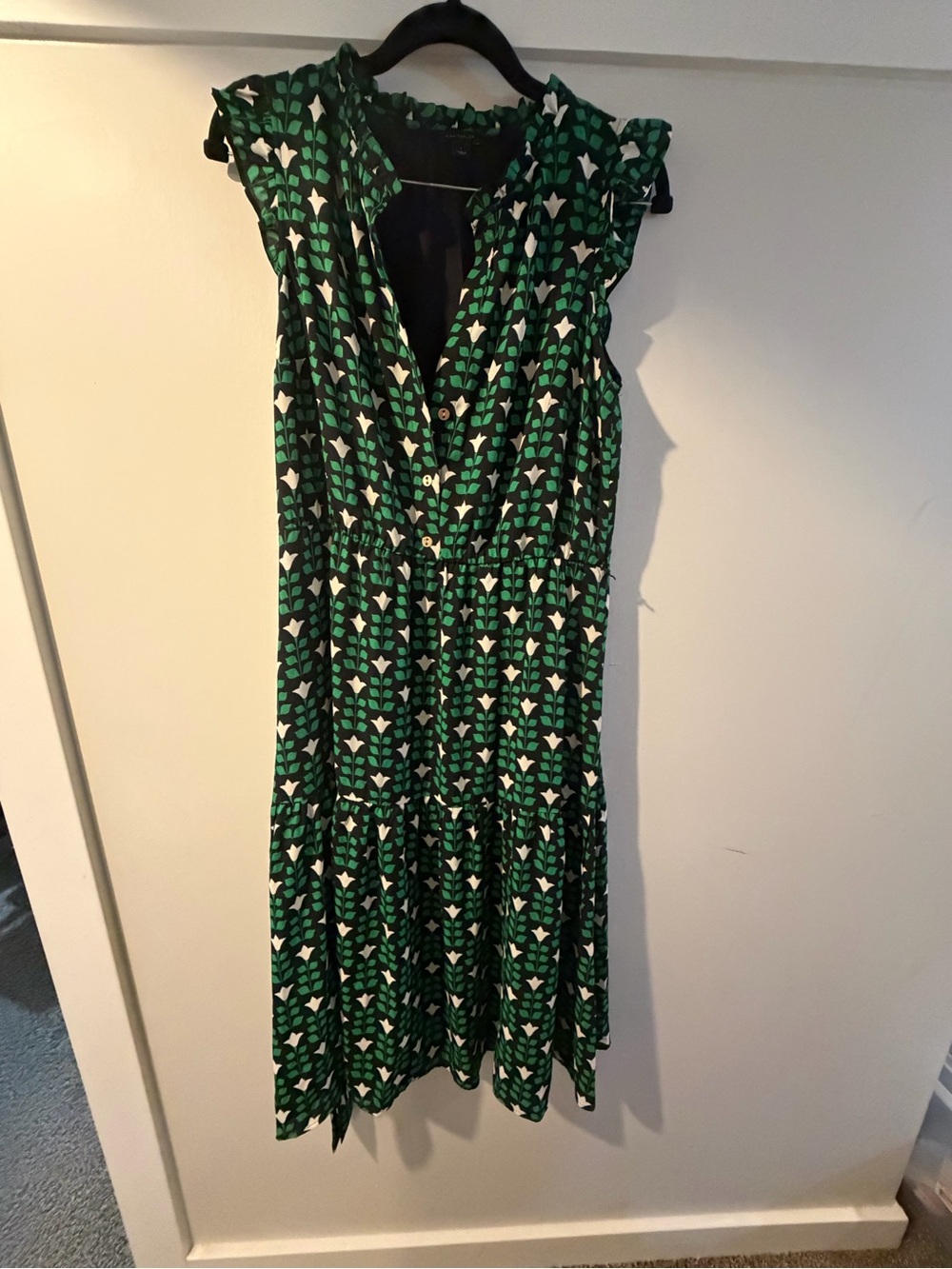 Ann Taylor Green and White Tulip-Print Ruffle-Trim Midi Dress